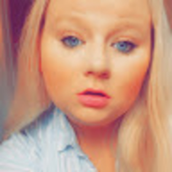 Meet your Posher, Felicity - Picture 1 of 1